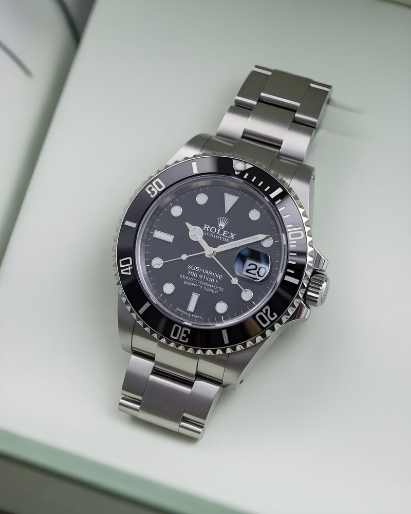 Submarine Black Dial and Bezel Date